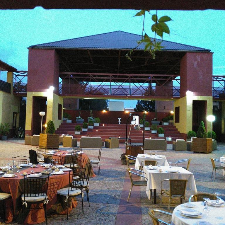 Hotel Convento De Santa Clara Алькасар-де-Сан-Хуан Екстер'єр фото