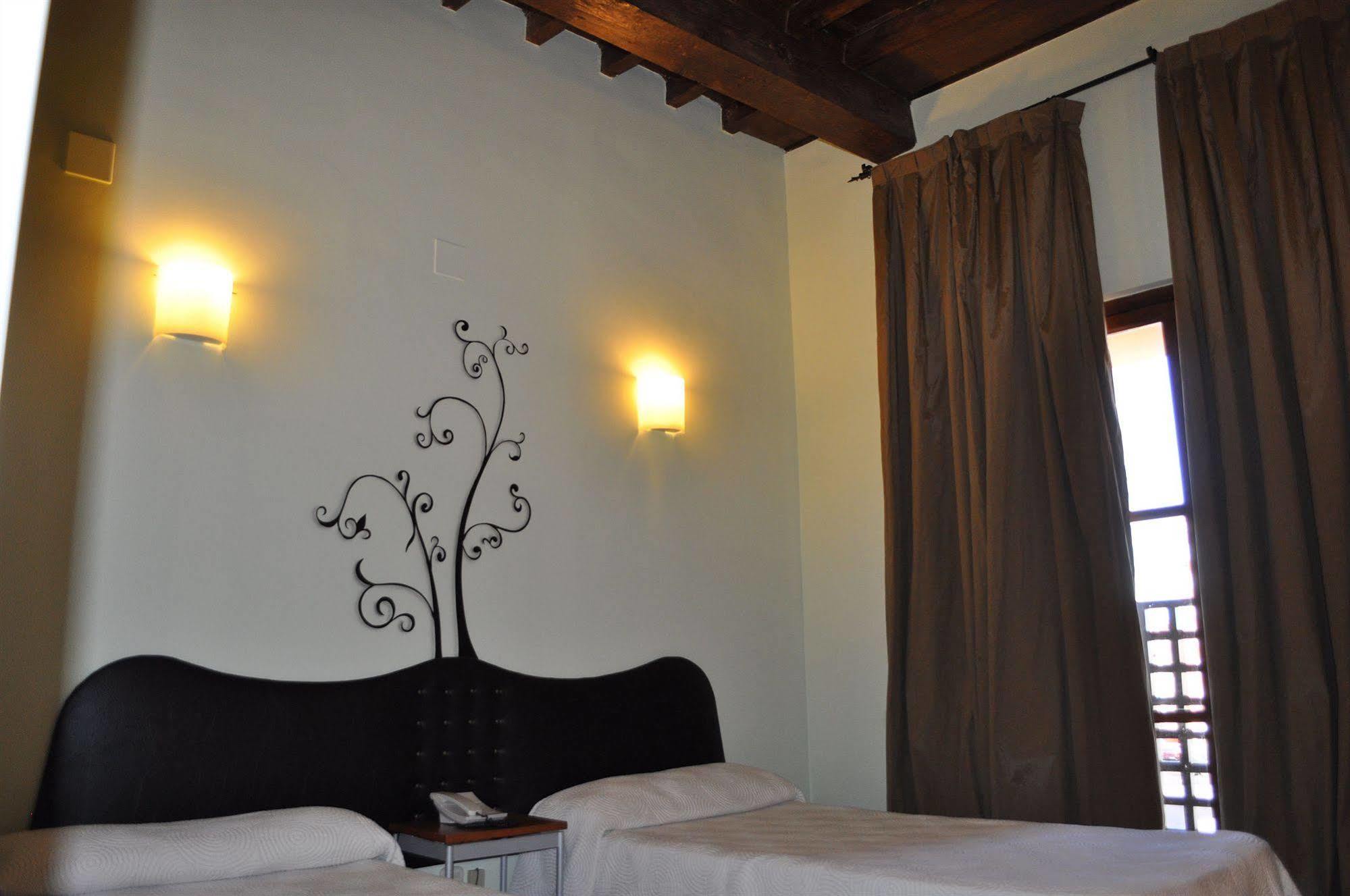 Hotel Convento De Santa Clara Алькасар-де-Сан-Хуан Екстер'єр фото